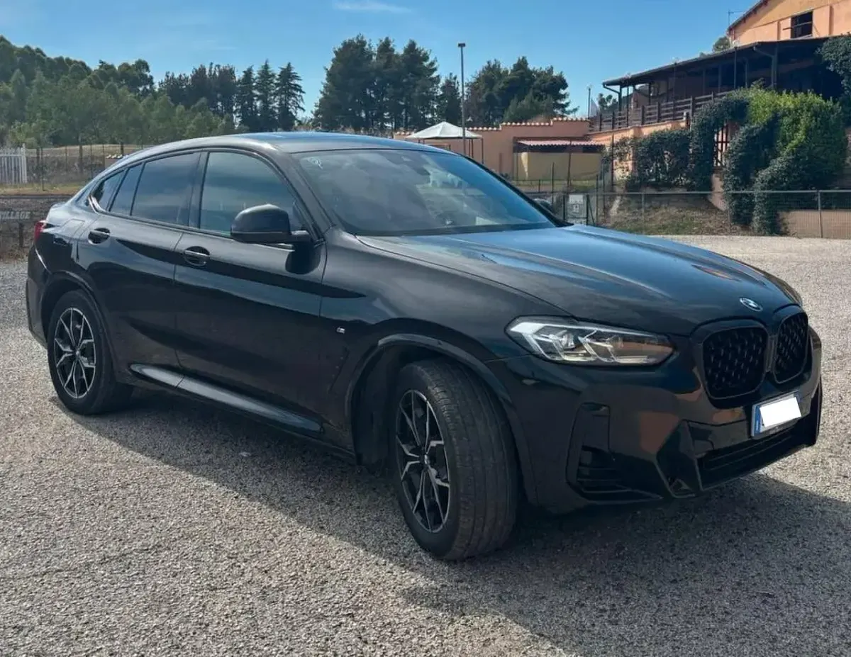 Usata BMW X4 M Sport 190 CV (139 kW) 2023 Nero SUV