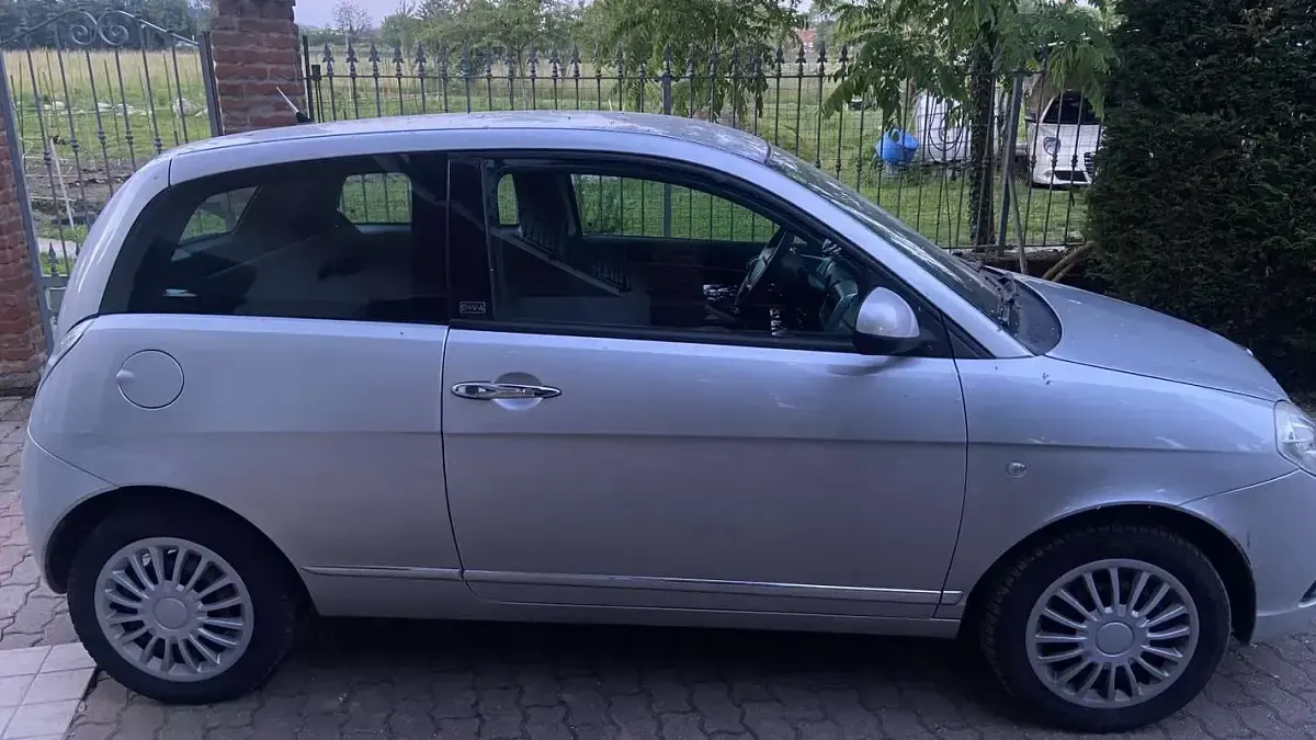 Usata Lancia Ypsilon 77 CV (56 kW) 2010 Utilitaria