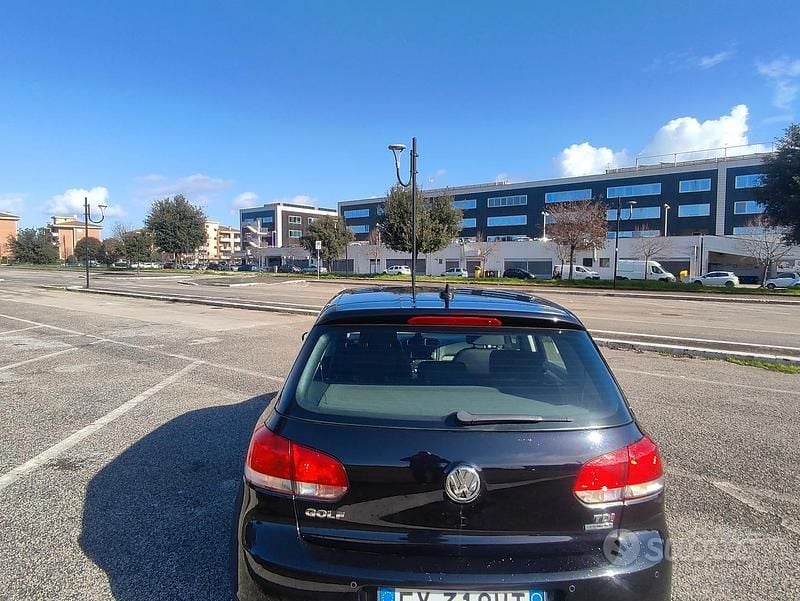 Usata VW Golf VI 2011 Nero Utilitaria