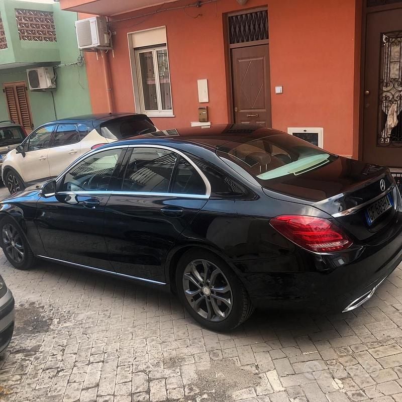 Usata Mercedes C200 136 CV (100 kW) 2017 Nero Berlina