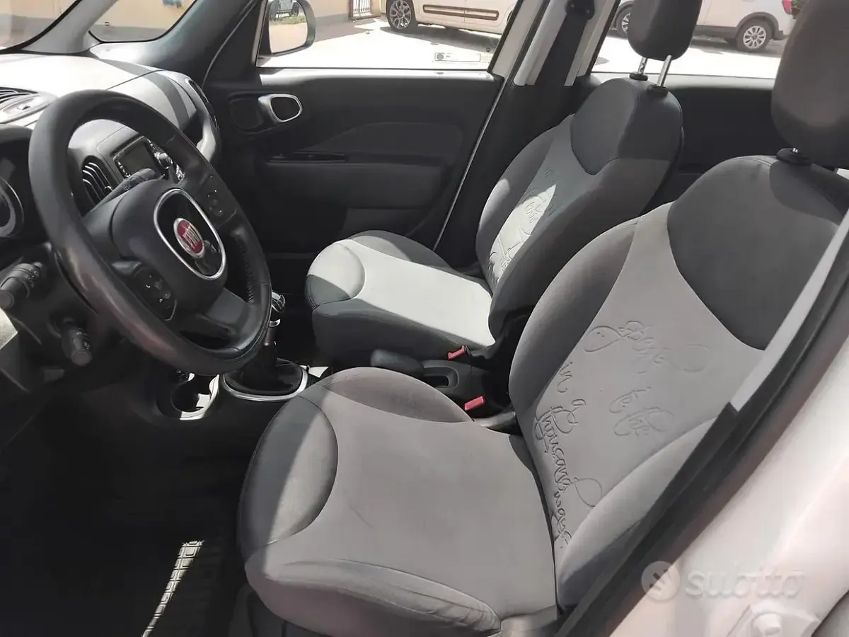 Usata Fiat 500L Lounge 95 CV (69 kW) 2014 Bianco Monovolume