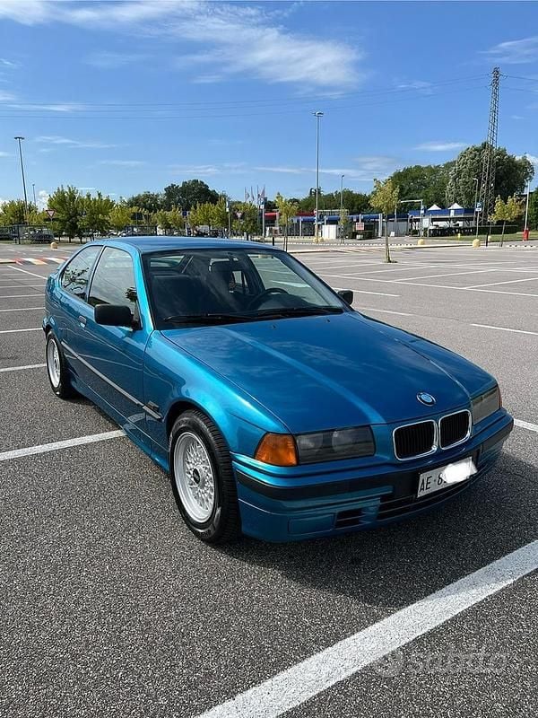 Usata BMW 316 102 CV (75 kW) 1995 Blu Berlina