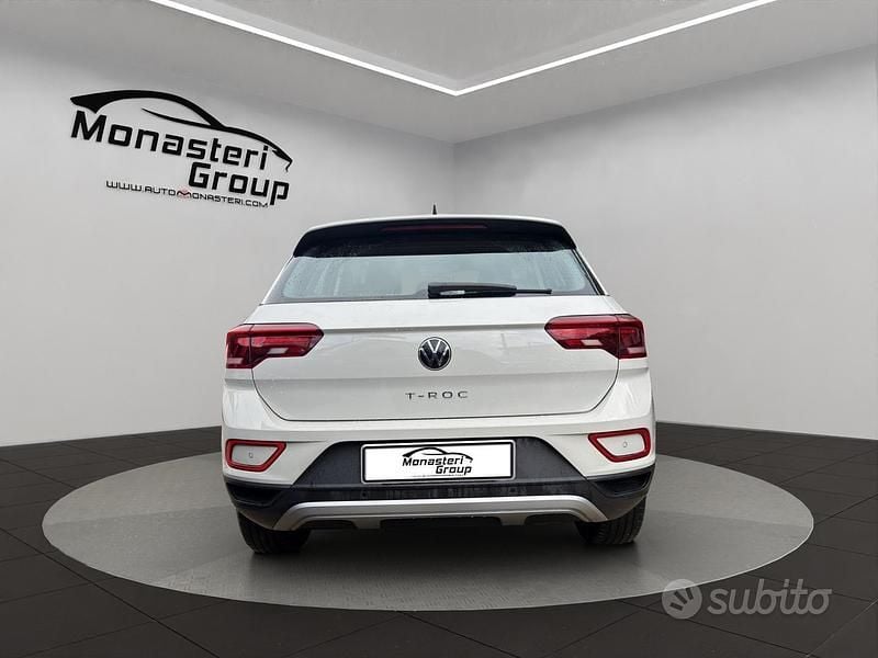 Usata VW T-Roc Business 110 CV (80 kW) 2022 Beige SUV