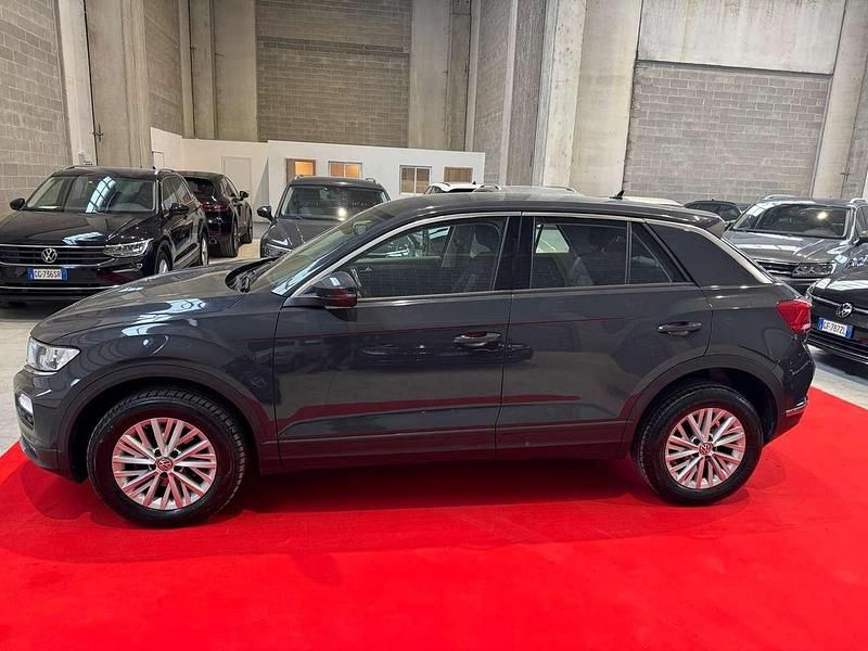 Usata VW T-Roc Business 116 CV (85 kW) 2020 Nero SUV