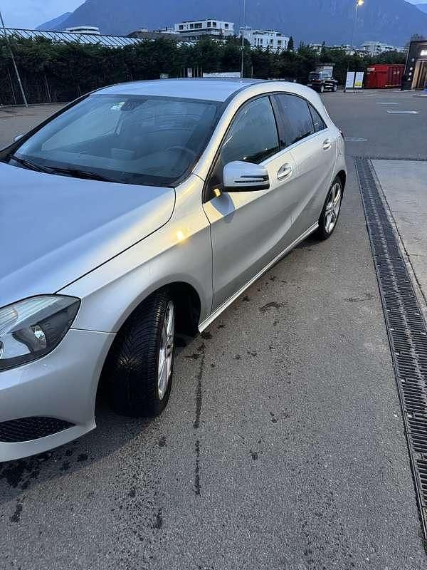 Usata Mercedes A180 Premium 109 CV (80 kW) 2013 Berlina