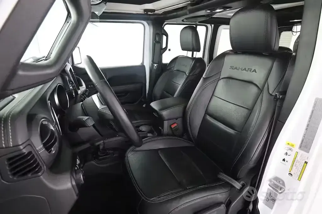 Usata Jeep Wrangler Unlimited 200 CV (147 kW) 2019 Bianco SUV