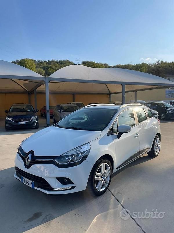 Usata Renault Clio GrandTour Business 75 CV (55 kW) 2018 Bianco Station wagon
