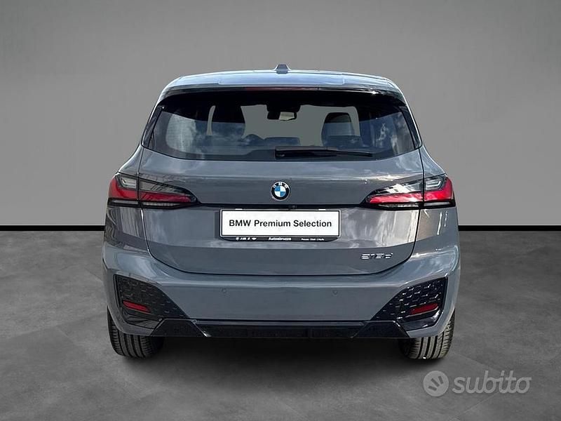 Usata BMW 218 Active Tourer Comfort Edition 150 CV (110 kW) 2024 Grigio Monovolume