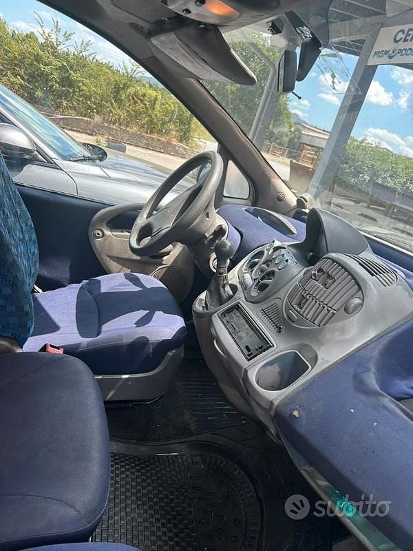 Usata Fiat Multipla 2000 Blu Monovolume
