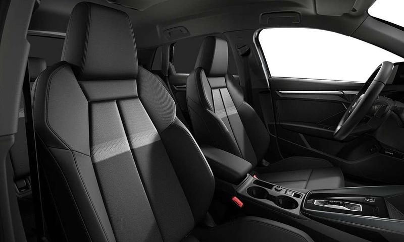 Usata Audi A3 Advanced 150 CV (110 kW) 2025 Grigio Utilitaria