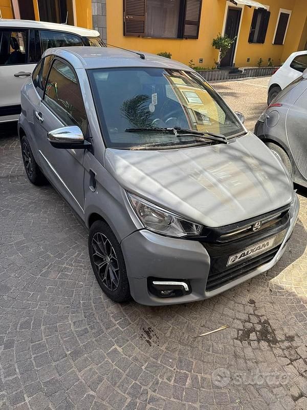 Grigio Usata 2022 Aixam Coupe Coupé | 10.500 € (Super prezzo) - Immagine 1/4