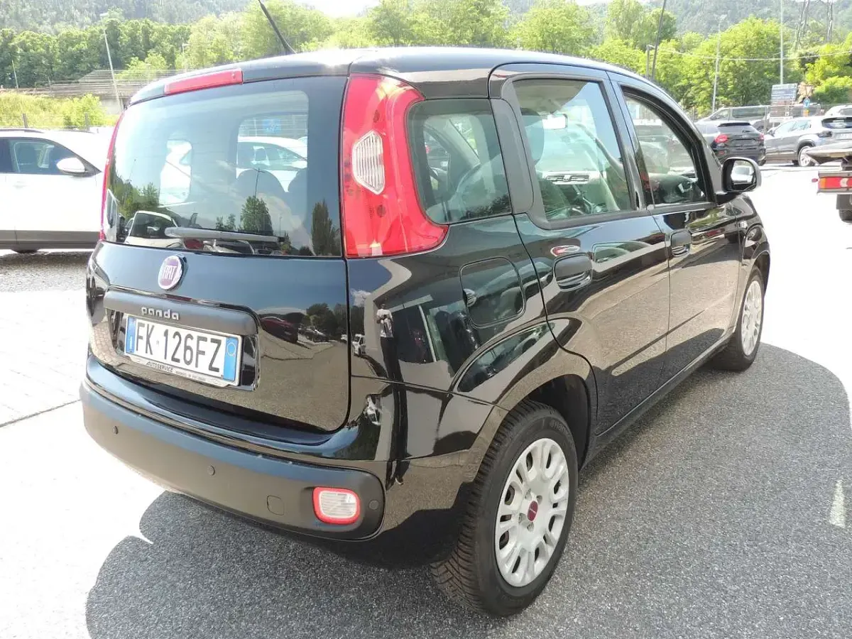 Usata Fiat Panda Easy 69 CV (50 kW) 2017 Nero Utilitaria