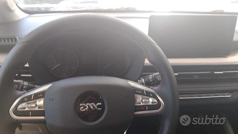 Usata EMC QUATTRO 103 CV (75 kW) 2025 Bianco SUV