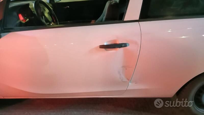 Usata Opel Corsa 75 CV (55 kW) 2016 Bianco Coupé