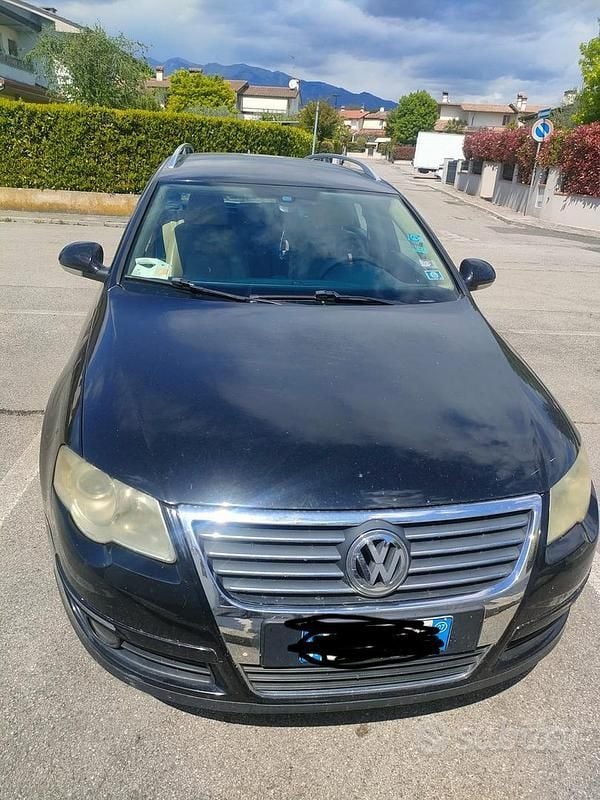 Usata VW Passat 170 CV (125 kW) 2007 Nero Station wagon