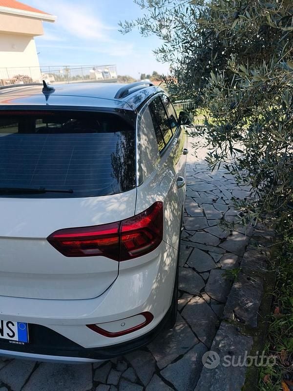 Usata VW T-Roc 110 CV (80 kW) 2022 SUV