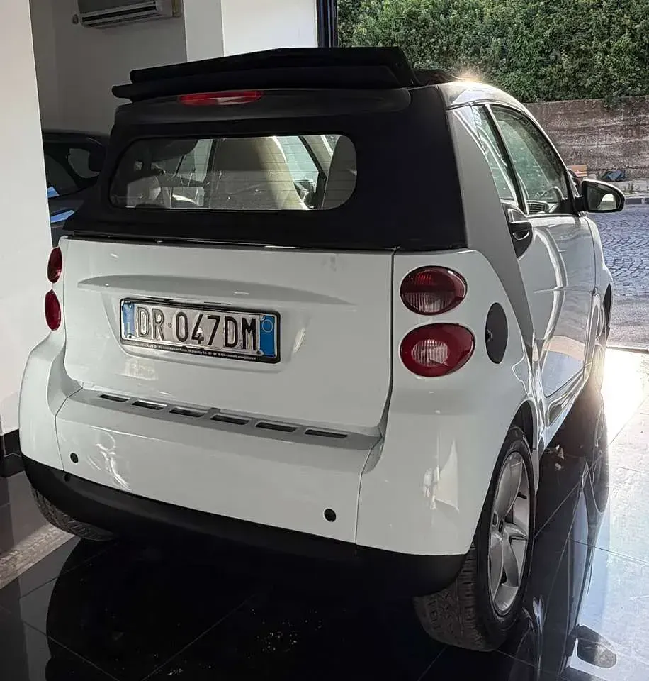 Usata Smart ForTwo Cabrio Passion 71 CV (52 kW) 2008 Bianco Cabrio