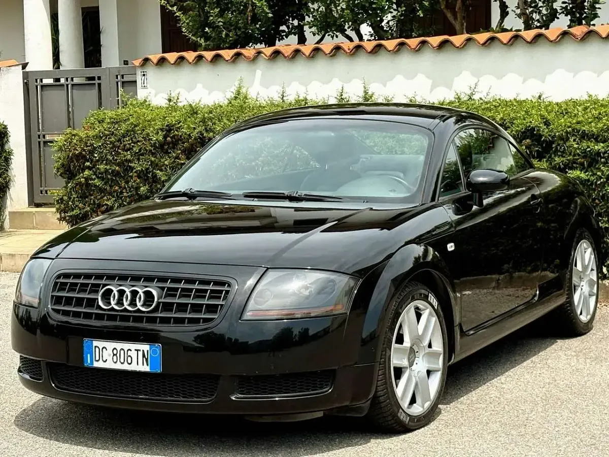 Usata Audi TT Ambiente 179 CV (131 kW) 2003 Nero Coupé