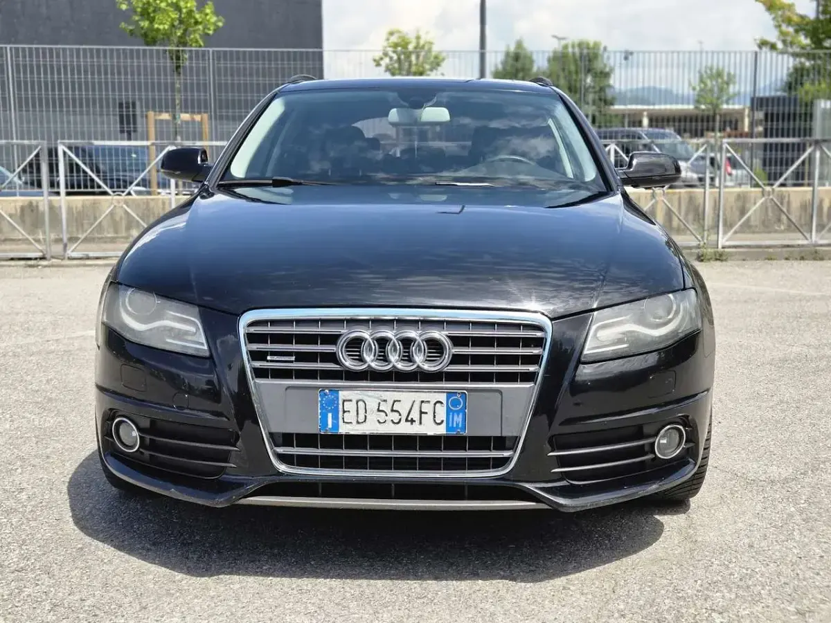 Usado Audi A4 S-Line 170 CV (125 kW) 2010 Other Familiar
