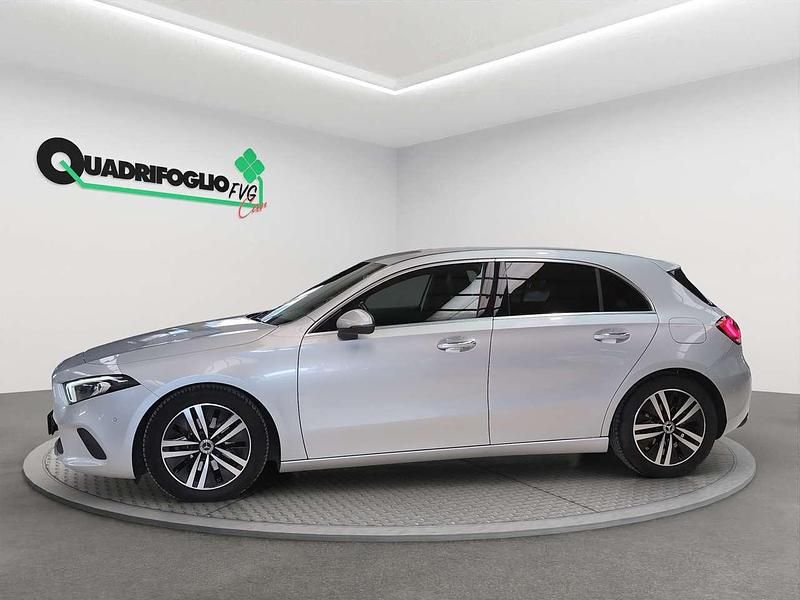 Usata Mercedes A180 116 CV (85 kW) 2021 Grigio Berlina
