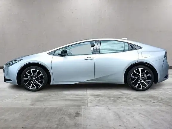 Usata Toyota Prius Lounge 223 CV (164 kW) 2025 Grigio Utilitaria