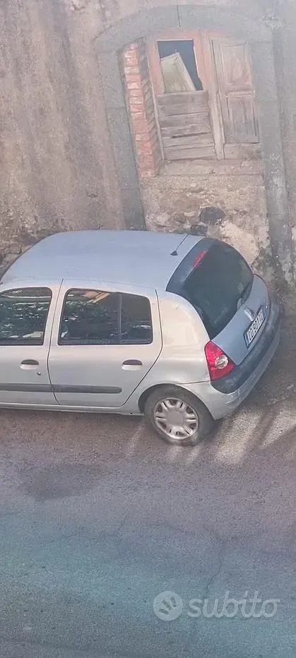 Usata Renault Clio II 2002 Grigio