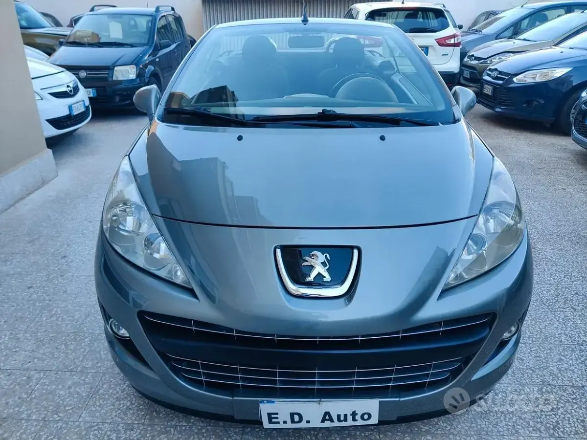 Usata Peugeot 207 CC 112 CV (82 kW) 2012 Grigio Cabrio