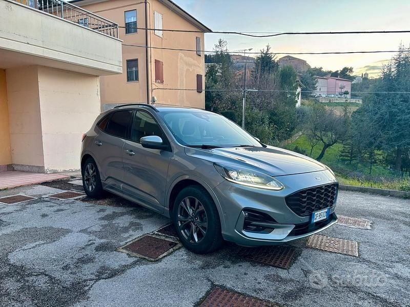 Usata Ford Kuga ST-Line 120 CV (88 kW) 2021 SUV