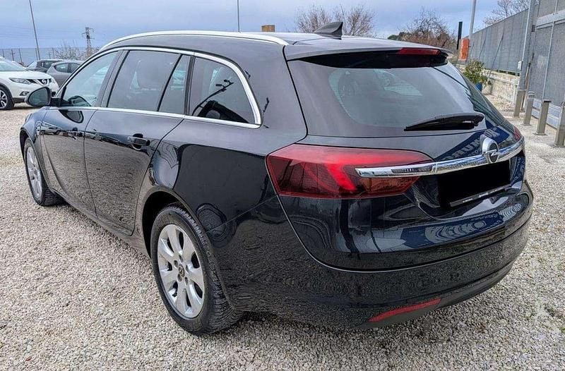 Usata Opel Insignia Business 136 CV (100 kW) 2016 Nero Station wagon