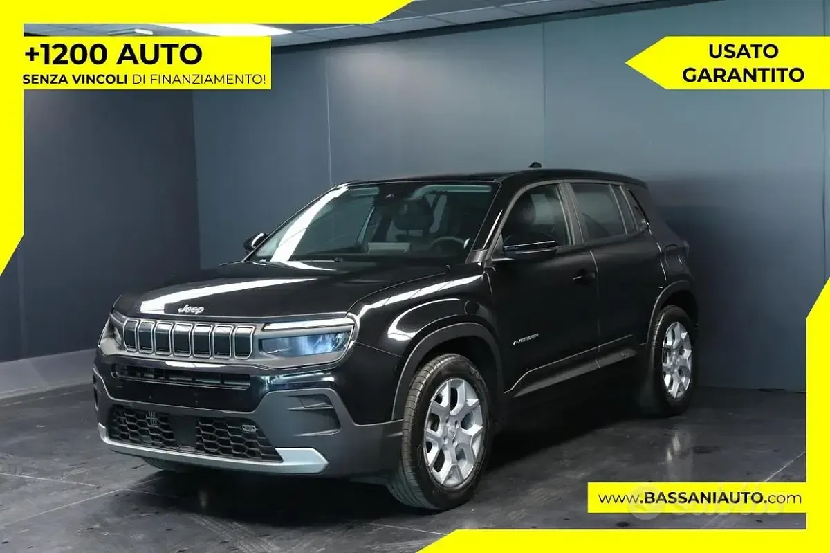 Usata Jeep Avenger Altitude 101 CV (74 kW) 2024 Nero SUV