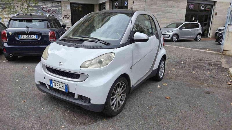 Bianco Usata 2008 Smart ForTwo Coupé Passion Coupé | 3900 € (Ottimo prezzo) - Immagine 1/4