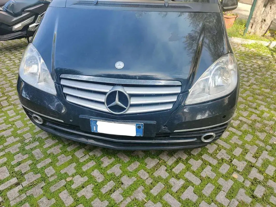 Usata Mercedes A200 Elegance 140 CV (102 kW) 2009 Nero Monovolume