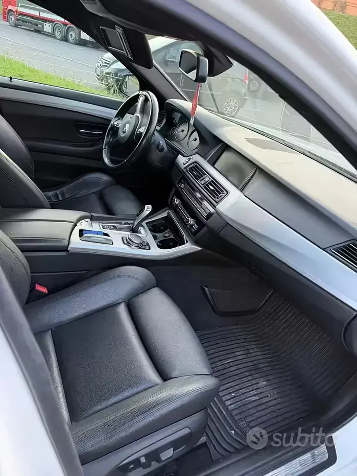 Usata BMW 520 Efficient Dynamics 190 CV (139 kW) 2017 Bianco Station wagon