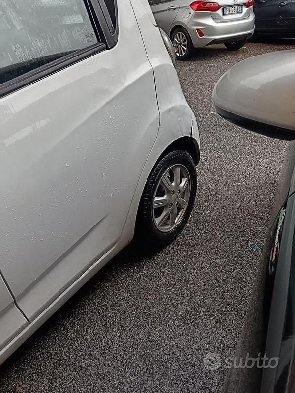 Begagnad Chevrolet Spark 68 HK (50 kW) 2010 Vit Halvkombi