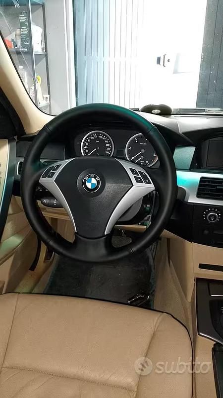 Usata BMW 525 177 CV (130 kW) 2004 Nero Station wagon