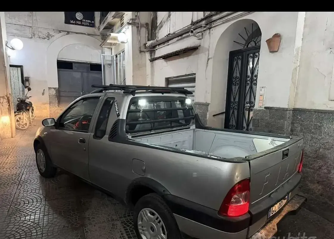 Usata Fiat Strada 109 CV (80 kW) 2004
