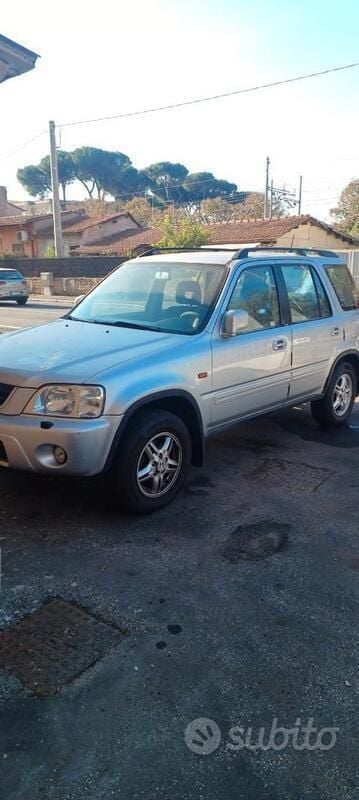 Argento Usata 2001 Honda CR-V SUV | 1750 € (Buon prezzo) - Immagine 1/4