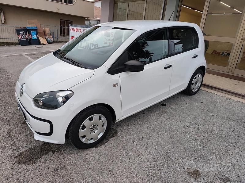 Usata VW up! Move 68 CV (50 kW) 2014 Bianco Utilitaria