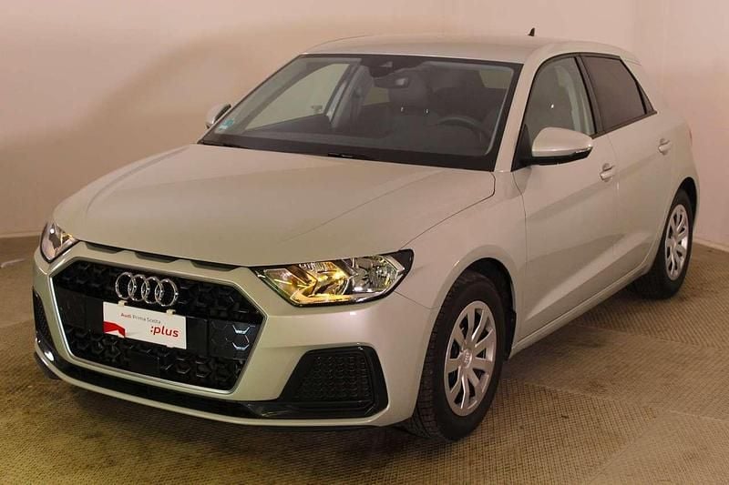 Usata Audi A1 Sportback Business 110 CV (80 kW) 2025 Argento Utilitaria