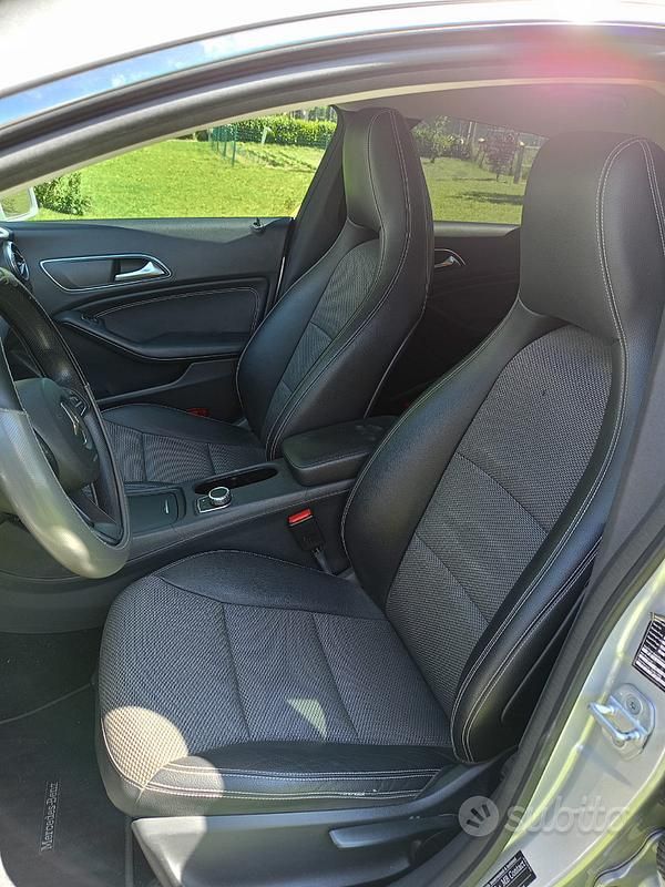Usata Mercedes CLA180 Shooting Brake Business 109 CV (80 kW) 2016 Grigio Station wagon