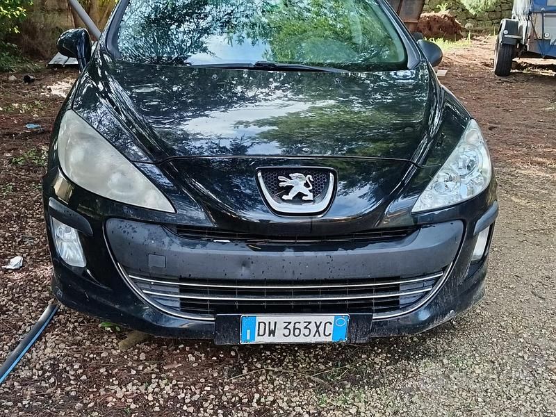 Usata Peugeot 308 110 CV (80 kW) 2008 Nero Station wagon