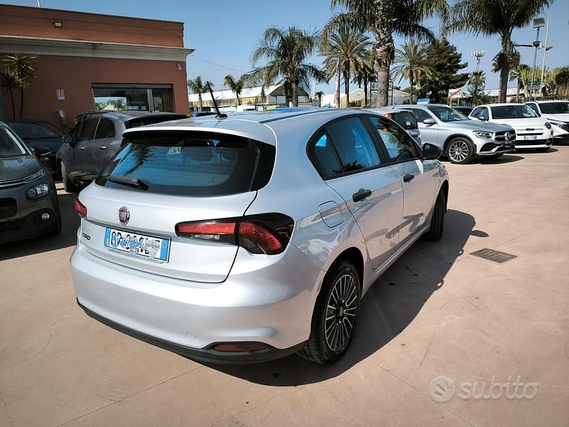 Usata Fiat Tipo 100 CV (73 kW) 2023 Grigio Berlina