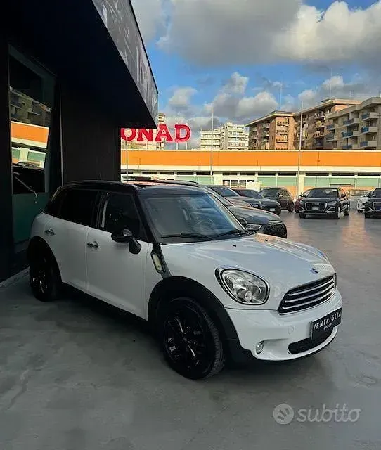 Usata Mini Cooper D Countryman 111 CV (81 kW) 2011 SUV