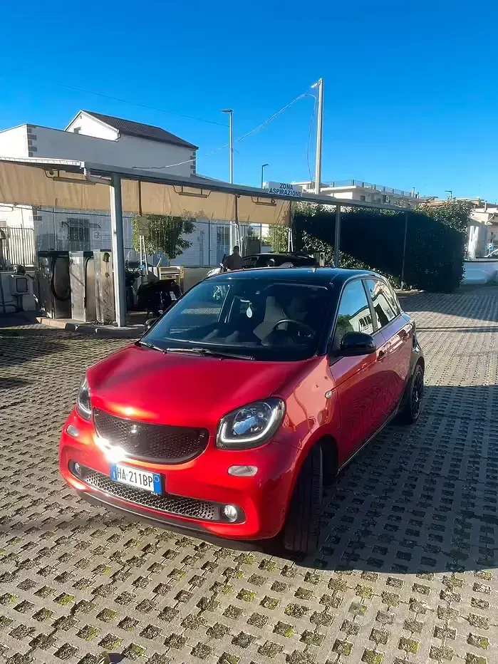 Usata Smart ForFour Passion 90 CV (66 kW) 2025 Rosso Utilitaria