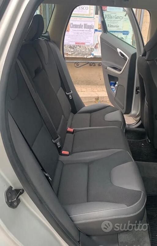 Usata Volvo XC60 185 CV (136 kW) 2009 Grigio SUV