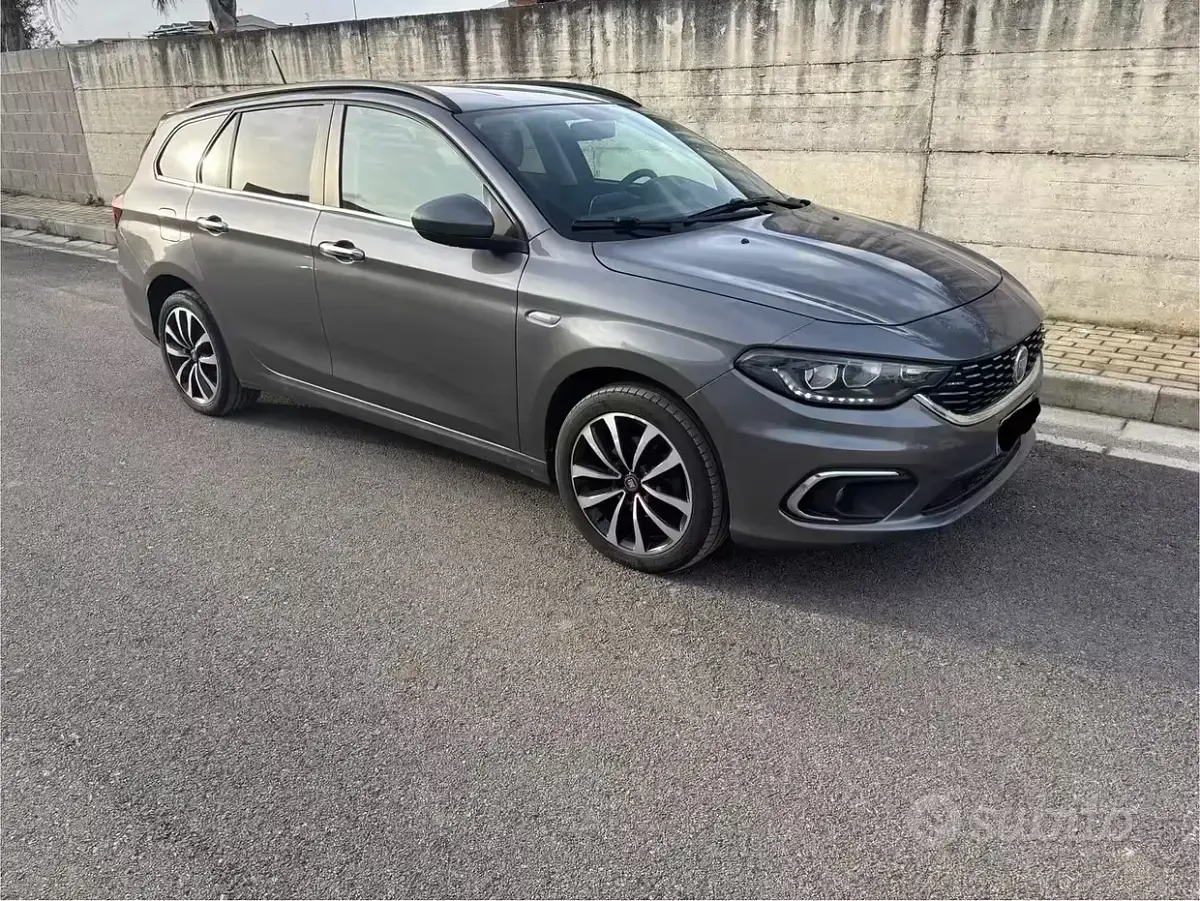 Usata Fiat Tipo 120 CV (88 kW) 2020 Station wagon