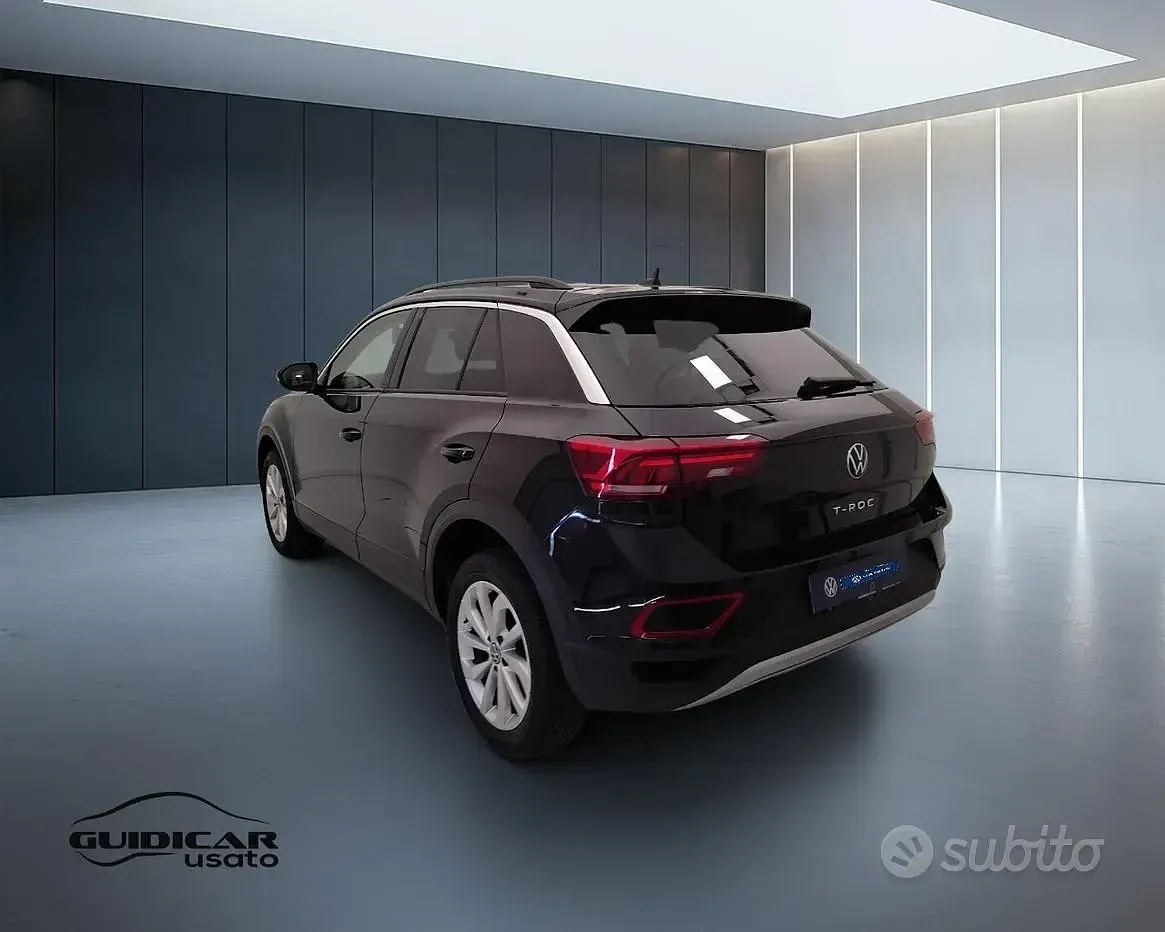 Usata VW T-Roc Edition 116 CV (85 kW) 2024 Nero SUV