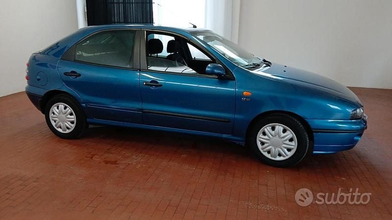 Käytetty Fiat Brava 103 HP (75 kW) 1997 Sininen Viistoperä