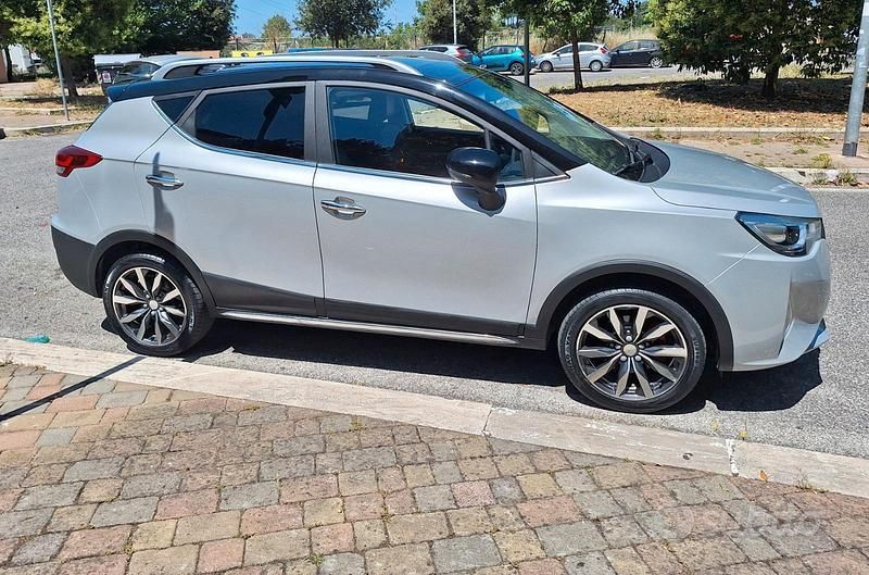 Usata EVO Evo 4 114 CV (83 kW) 2022 Grigio SUV