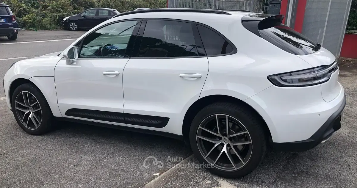 Usata Porsche Macan 265 CV (194 kW) 2023 Bianco SUV